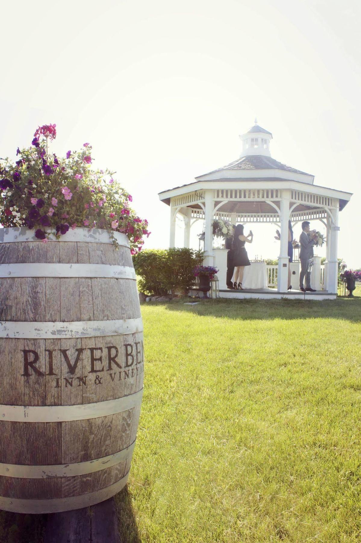 Riverbend Inn & Vineyard Niagara-on-the-Lake Buitenkant foto